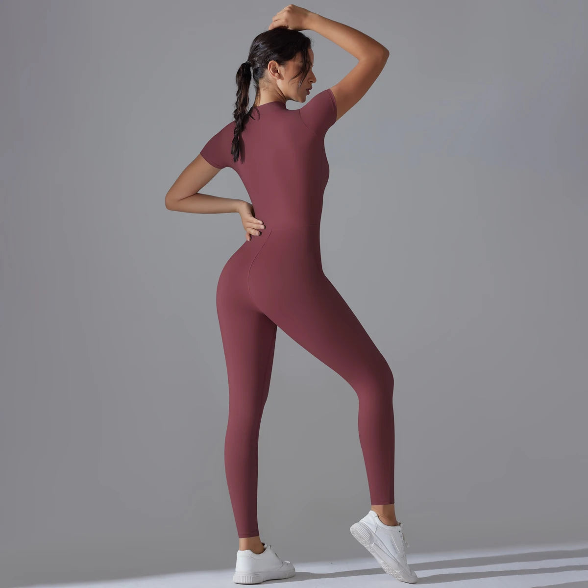 Women’s One-Piece Short Sleeve Yoga Jumpsuit with Zipper – Push-Up Gym Fitness Bodysuit Style Heaven
