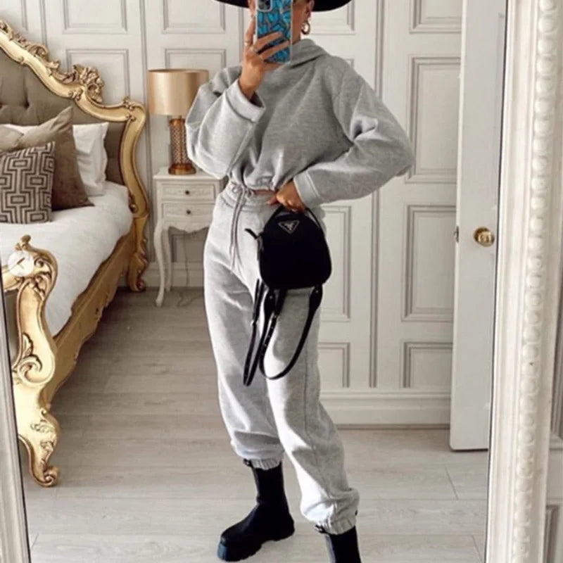 Women’s Long-Sleeve Sportswear Set – Casual Fashion Two-Piece Outfit Style Heaven