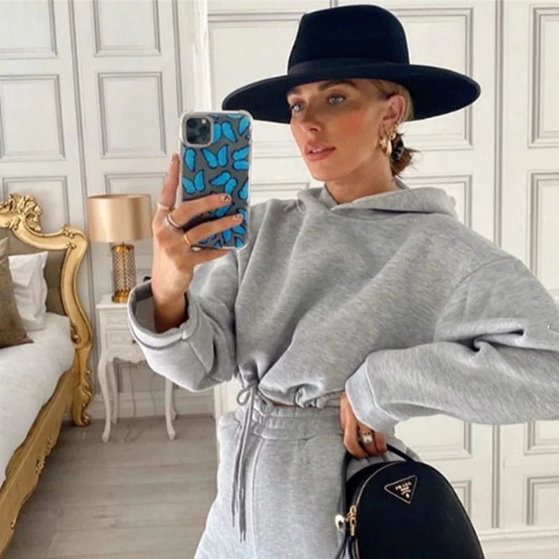 Women’s Long-Sleeve Sportswear Set – Casual Fashion Two-Piece Outfit Style Heaven