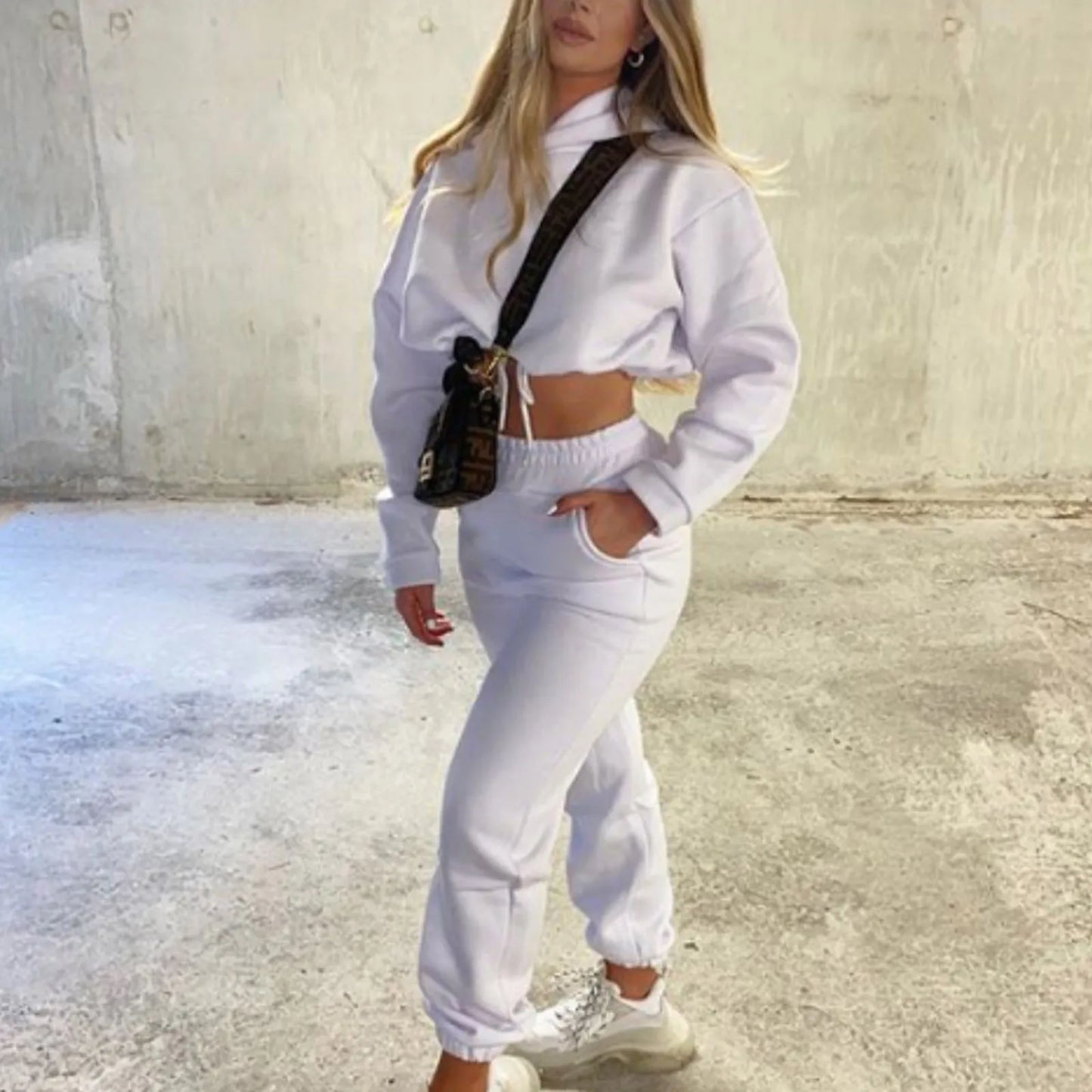 Women’s Long-Sleeve Sportswear Set – Casual Fashion Two-Piece Outfit Style Heaven