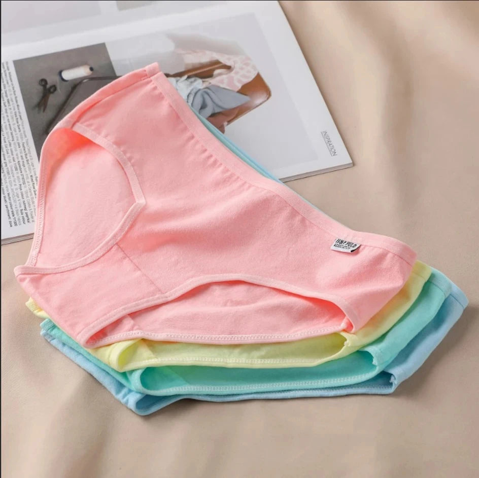 7PCS Candy Color Cotton Panties – Women's Breathable Mid-Waist Underwear Set, Soft & Comfortable Plus-Size Briefs Style Heaven