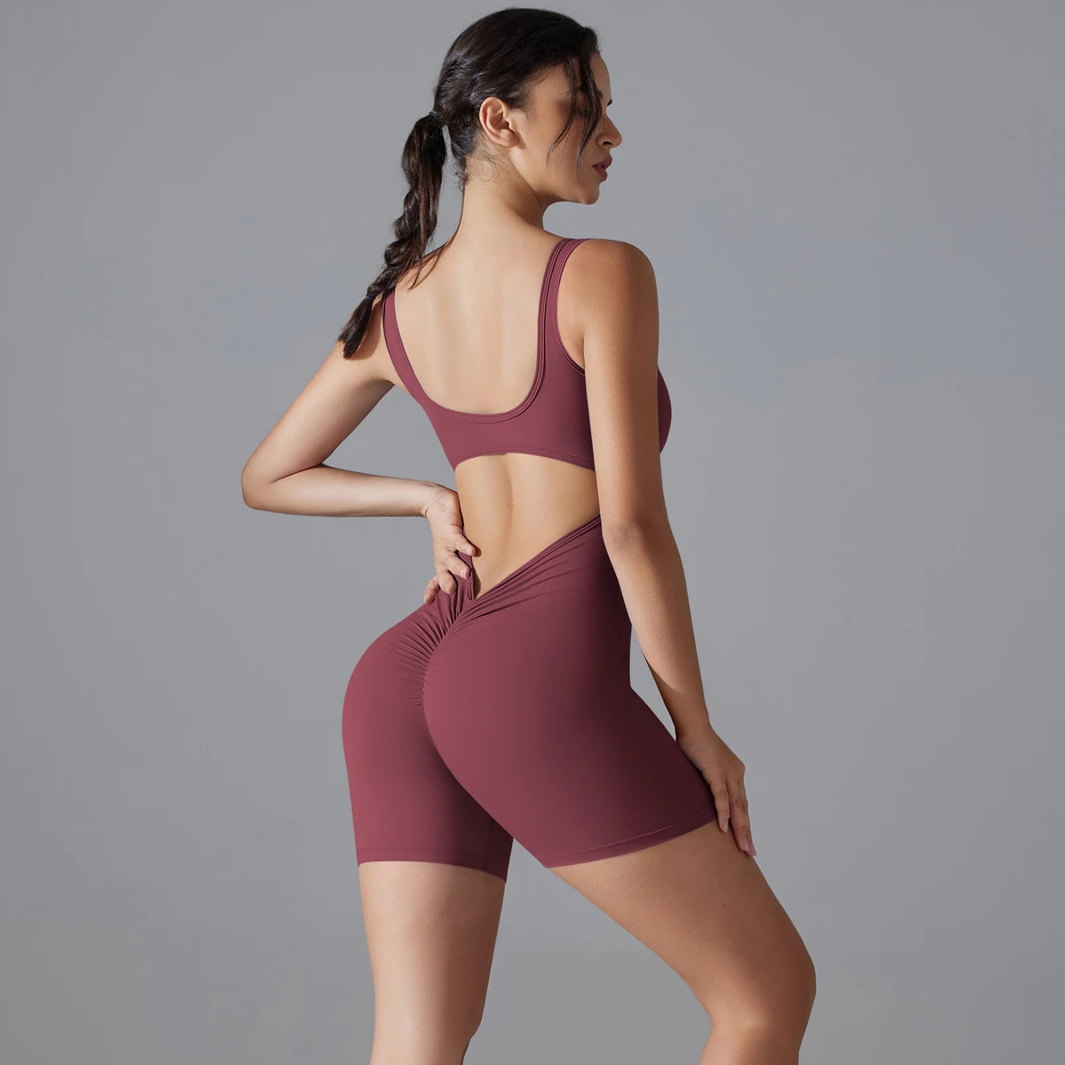 V-Back Scrunch Sports Jumpsuit – Sleeveless One-Piece Gym & Yoga Bodysuit for Women Style Heaven