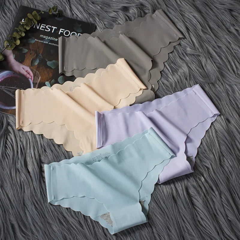 4PCS Ice Silk Seamless Women's Underwear – High-End Japanese Style Panties with Pure Cotton Crotch, Ultra-Soft & Breathable Style Heaven