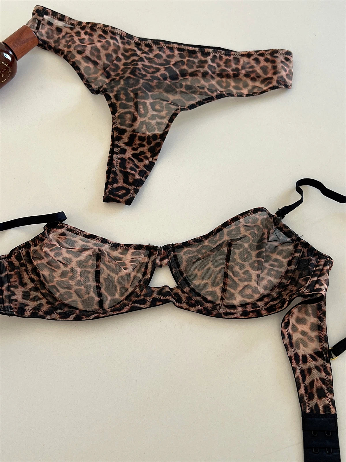 Ellolace Seamless Lace Lingerie Set – See-Through Sexy Bra & Panty Outfit for Women Style Heaven