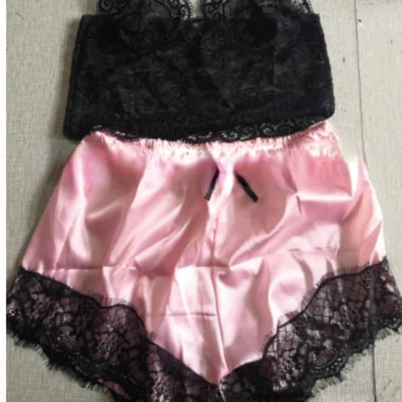 Sexy Lace Pajama Set – 2-Piece Camisole & Shorts Sleepwear for Women Style Heaven