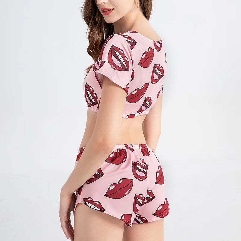 Sexy Lips Print Pajama Set – 2-Piece Summer Sleepwear Suit Style Heaven